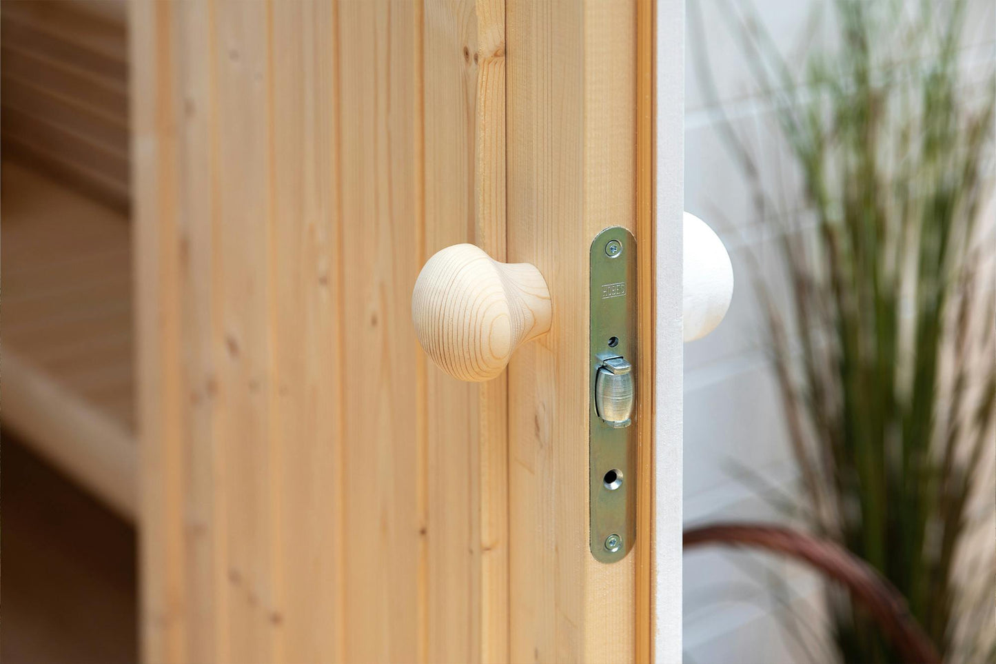 Sauna Jussi garden setting lifestyle photo