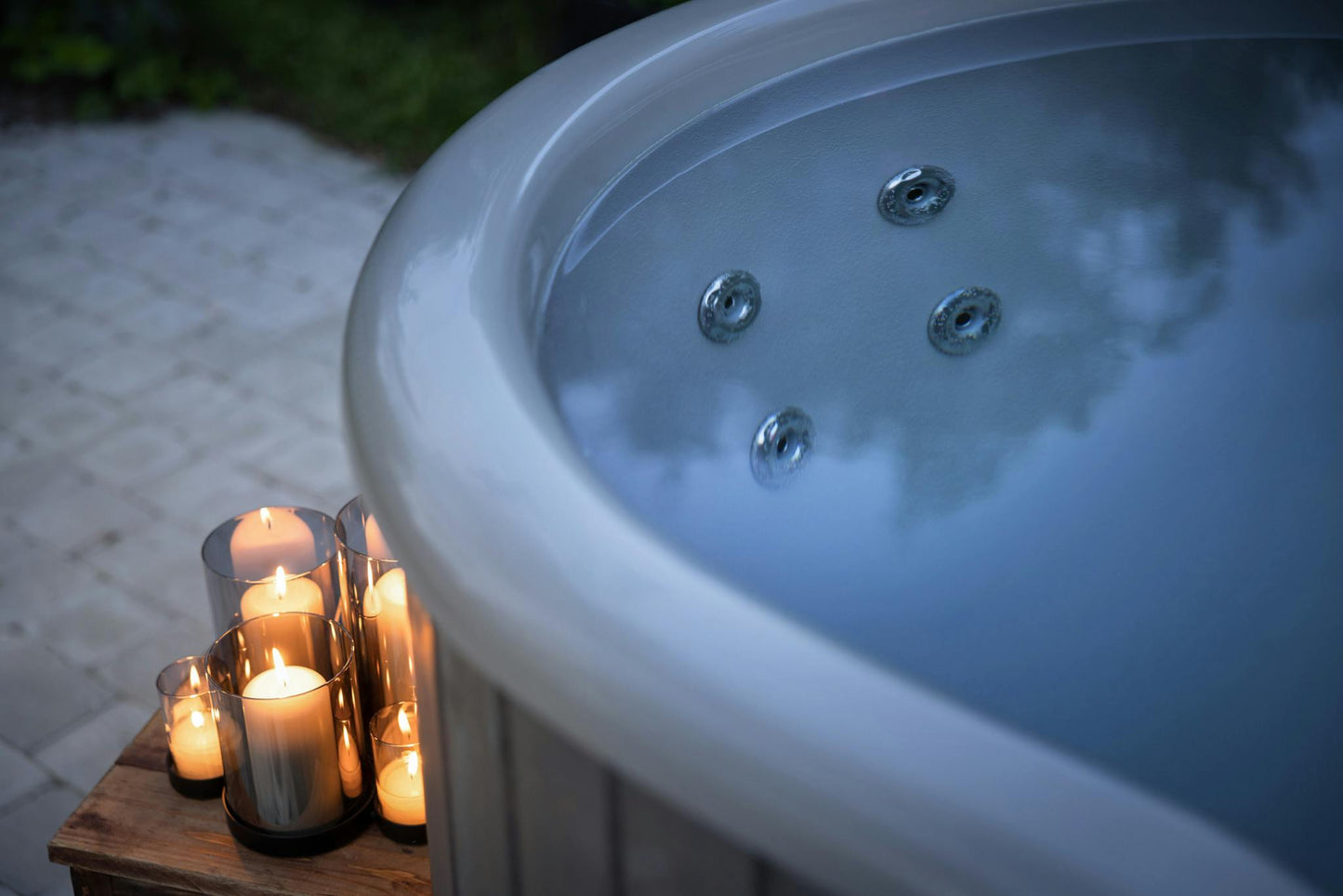 Polar Spa Duo hot tub detail view at night