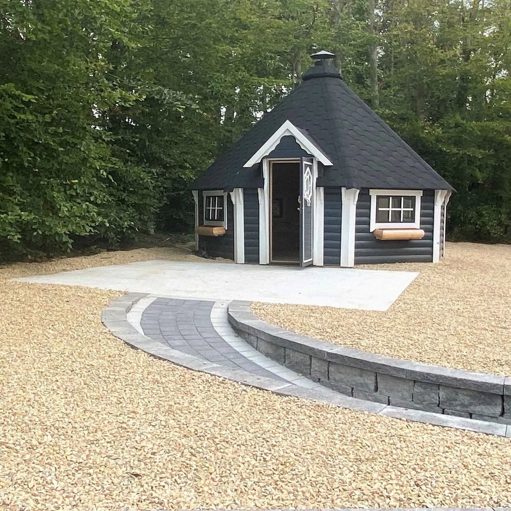 16 Person Grill Cabin