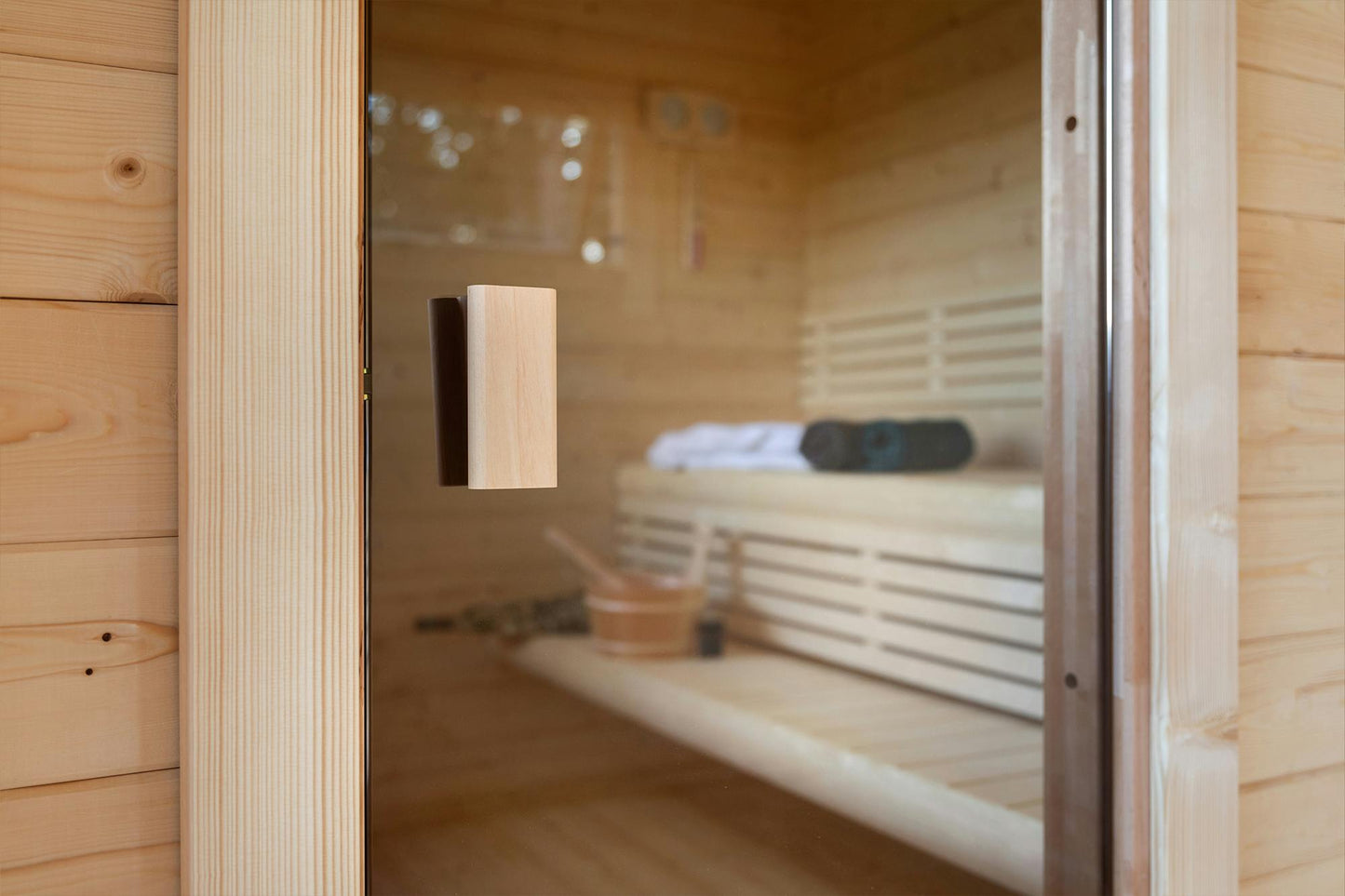 Sauna Kivi bronze tinted glass sauna door