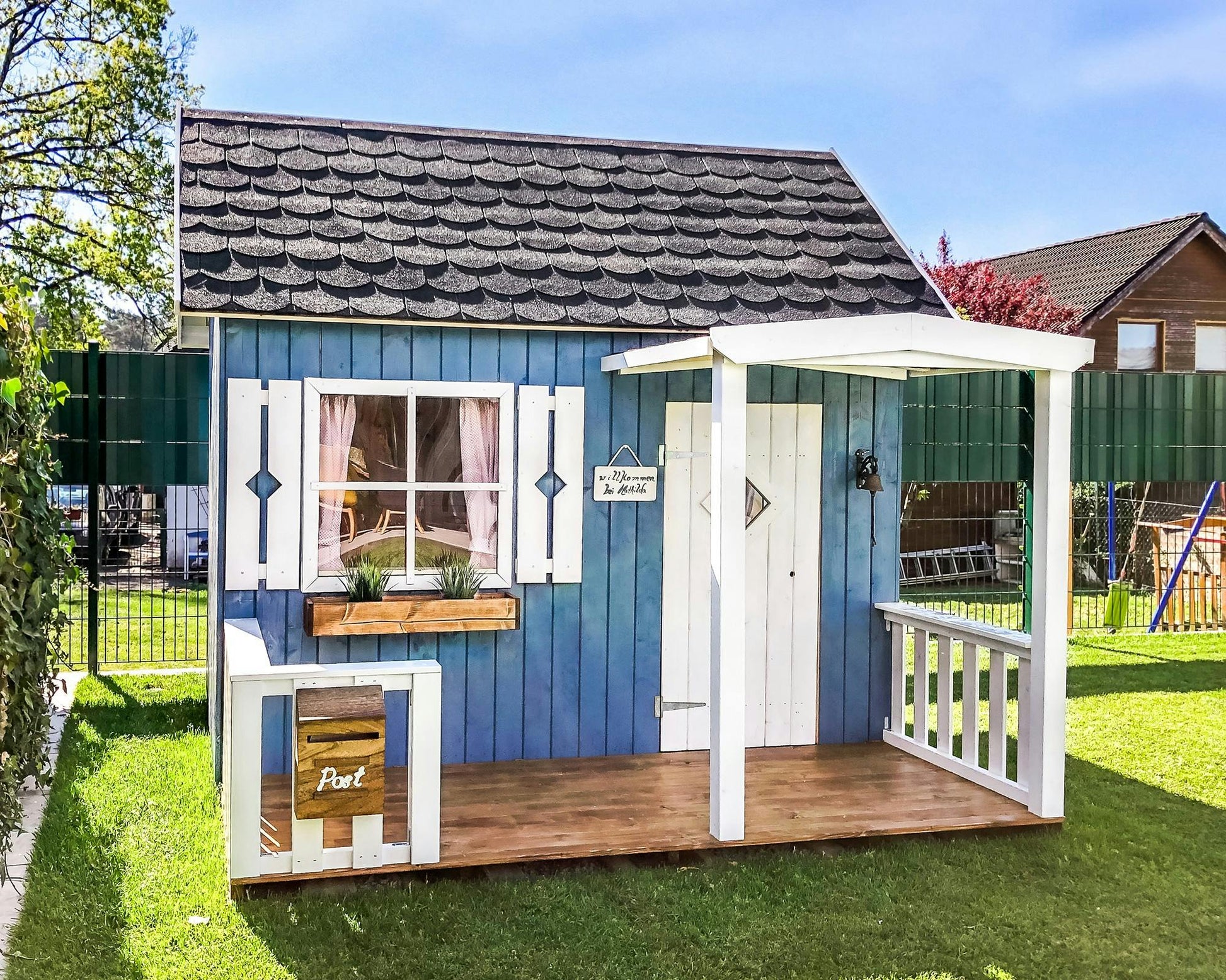 Playhouse Sonja