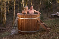 Svalbard Classic ThermoWood cold tub main view