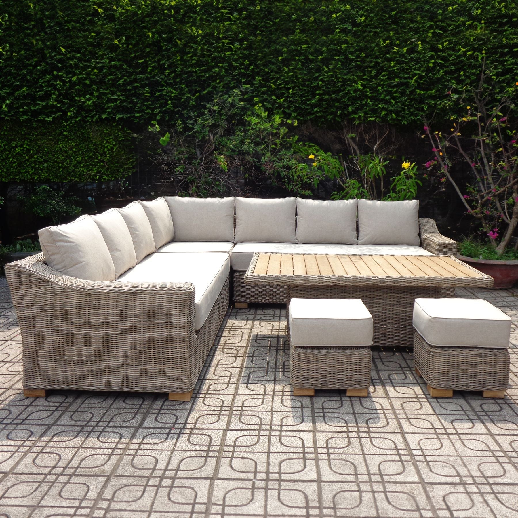 Capri Outdoor Large Corner Set with Riser Table and Stools