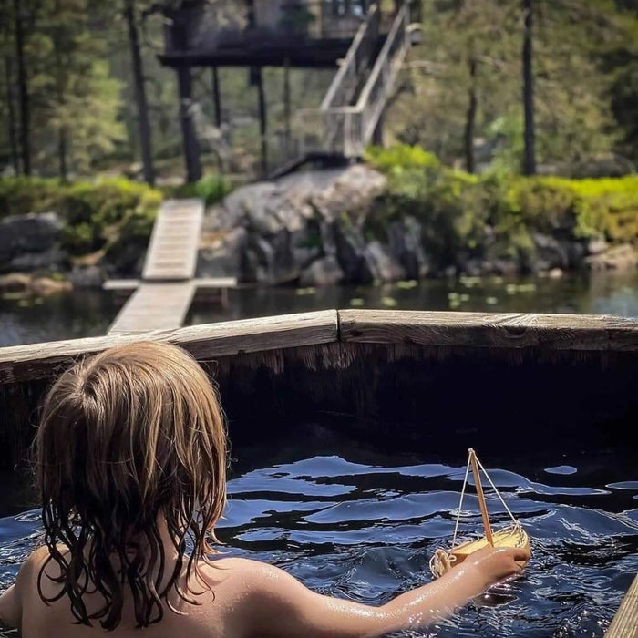 4-6 Person Traditional Finnish Hot Tub