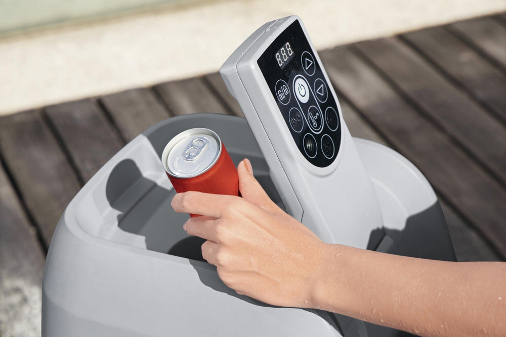 Ryny Ibiza AirJet hot tub evening lifestyle scene