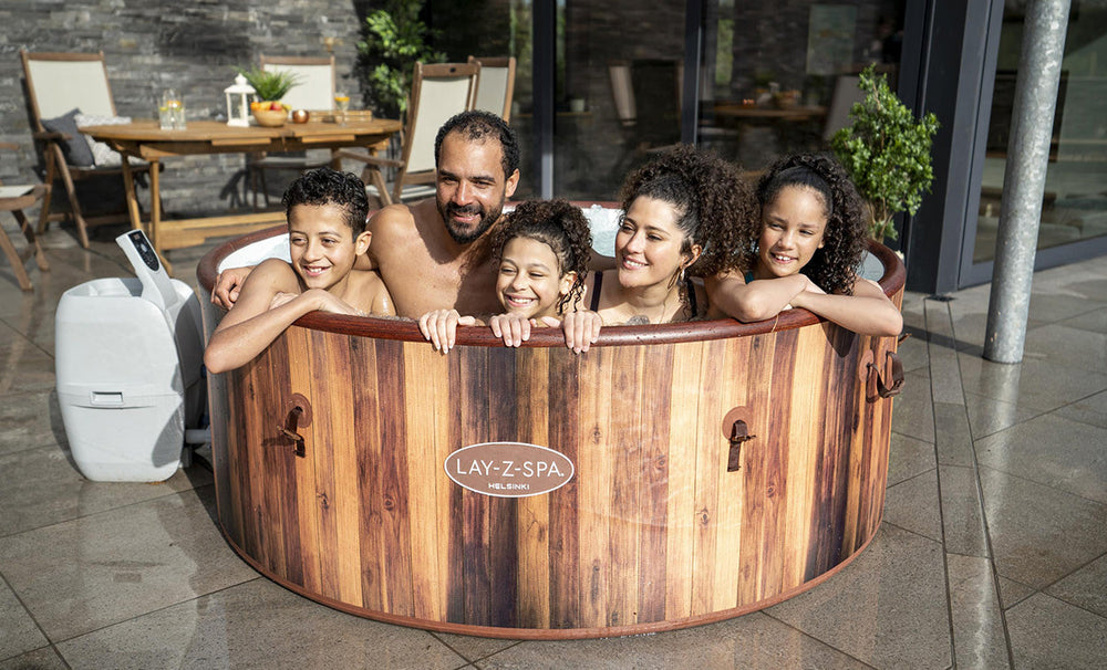 Lay-Z-Spa Helsinki hot tub AirJet massage bubbles