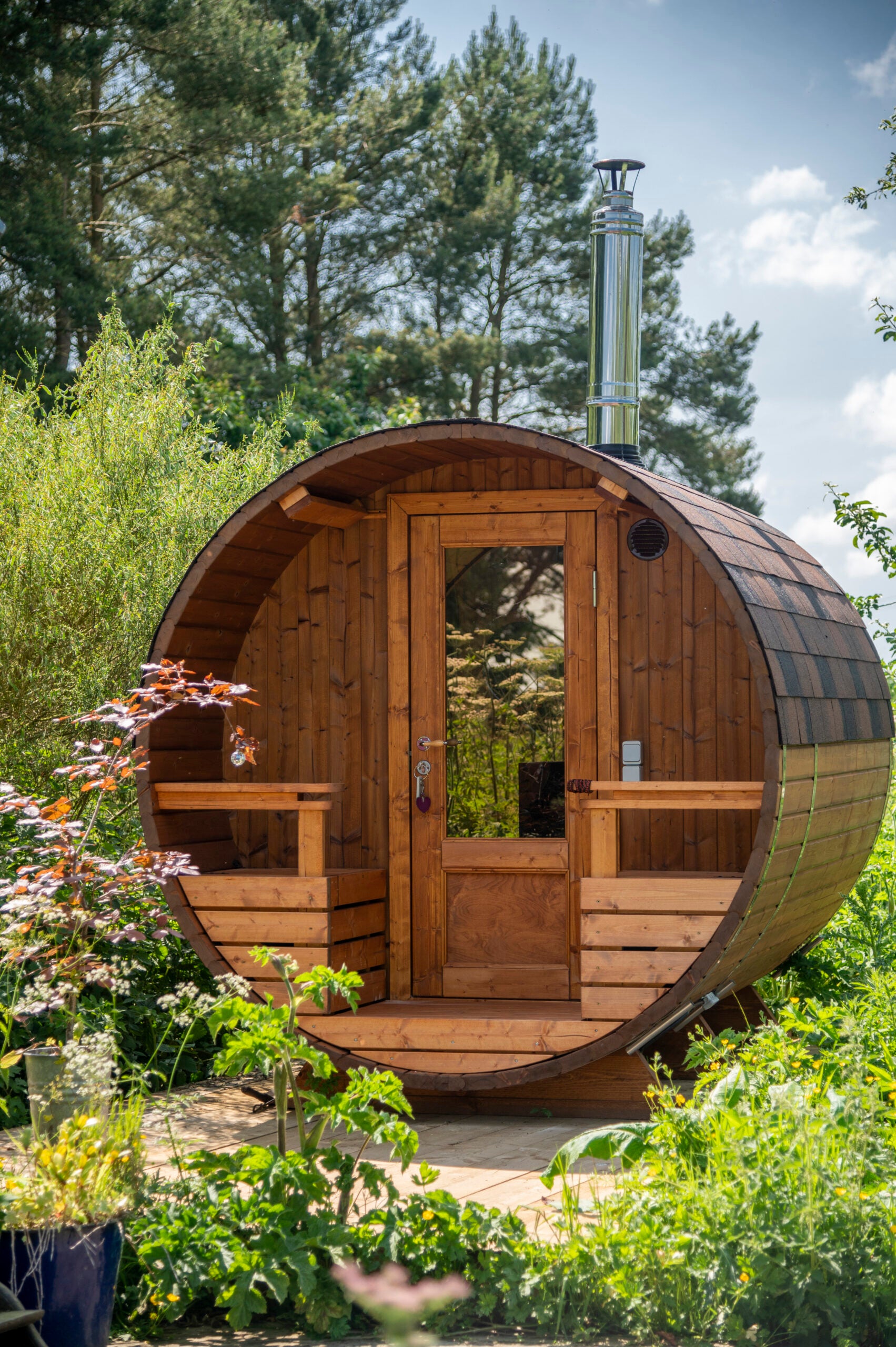 Luxury panorama barrel sauna for 6 (↔9ft) + glass wall + terrace + wood-burning stove
