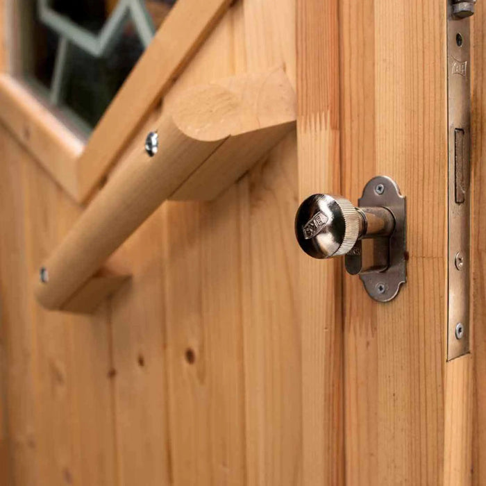 Large 22 Person Grill Cabin