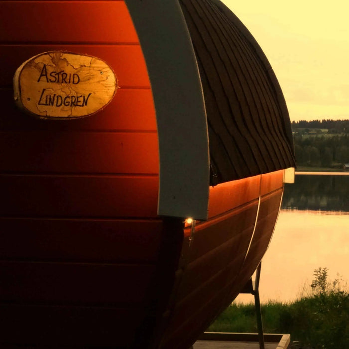 Small 2 Person Glamping Barrel