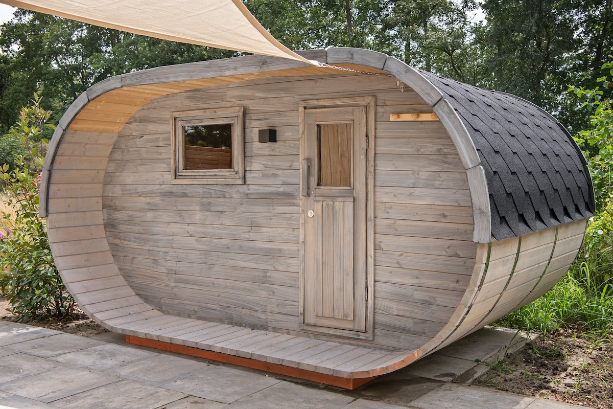 Oval sauna pod – 4 x 2.4m