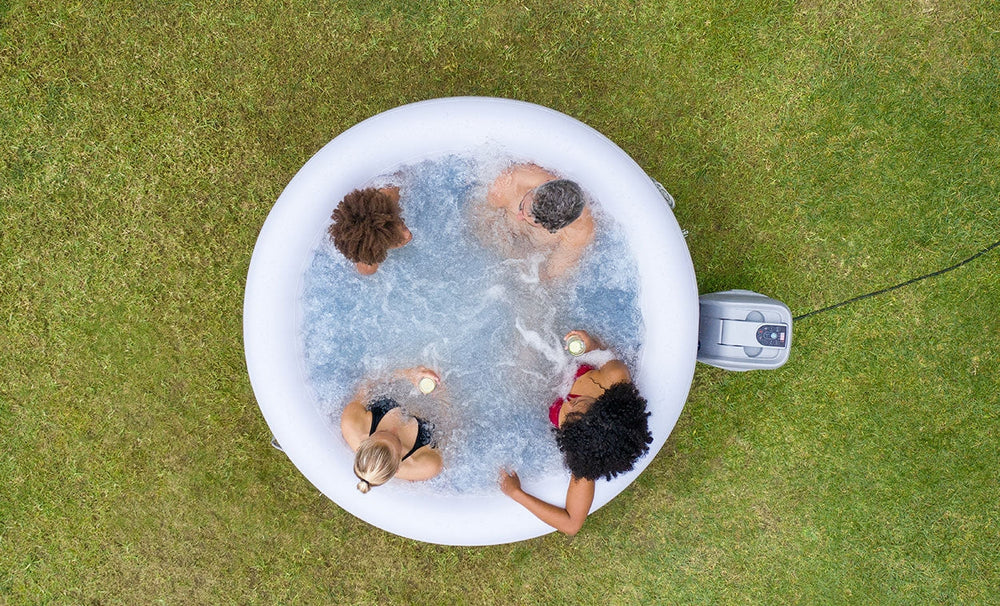 Ryny Cancun AirJet 4-person hot tub side view