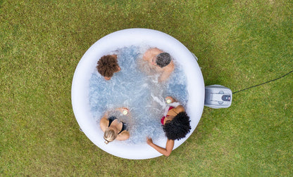 Ryny Cancun AirJet 4-person hot tub side view