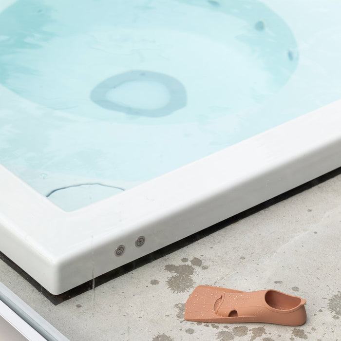 Drop Lähde Outdoor Hot Tub by Drop Spa