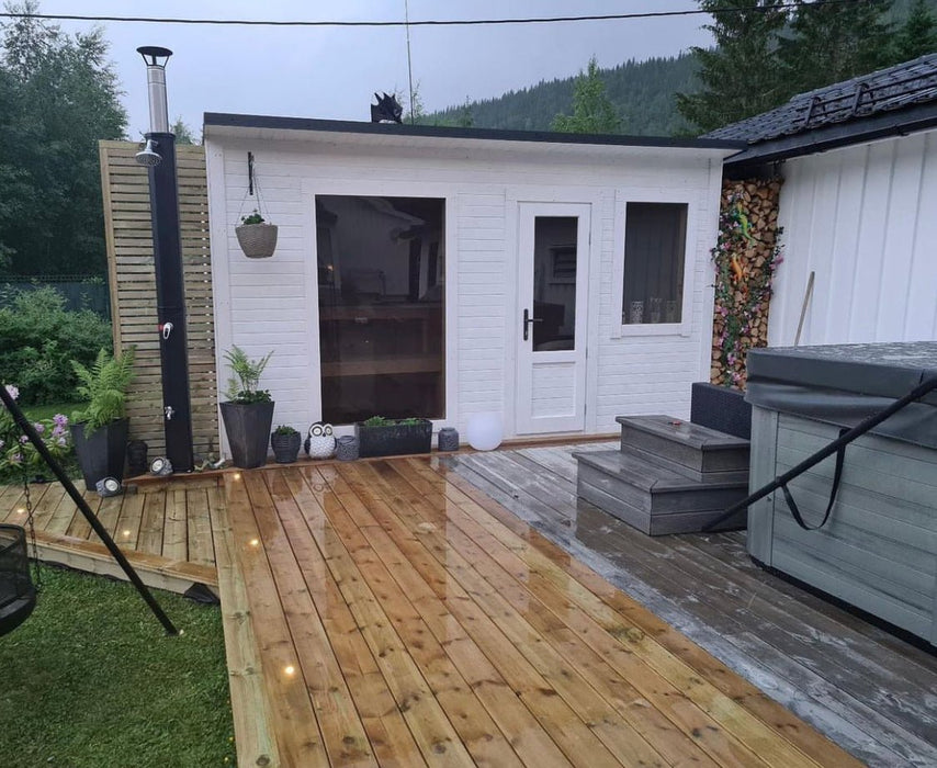 Halo Saunas The Nordic Escape Traditional Outdoor 6 Person Sauna