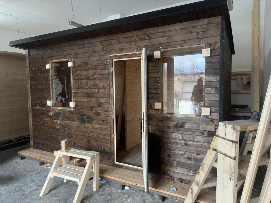 Halo Saunas The Nordic Escape Traditional Outdoor 6 Person Sauna