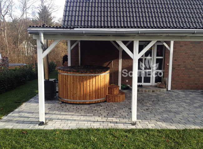 Log Burning Hot Tub + Thermally Modified Wood + External heater + Fibreglass Lining + for 6 people + 2 Meter (6.56ft)