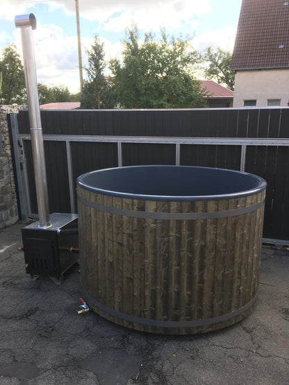 4 Seater Wooden Hot Tub – Spruce – Ø 1,8 meters – External Heater – Fiberglass Liner