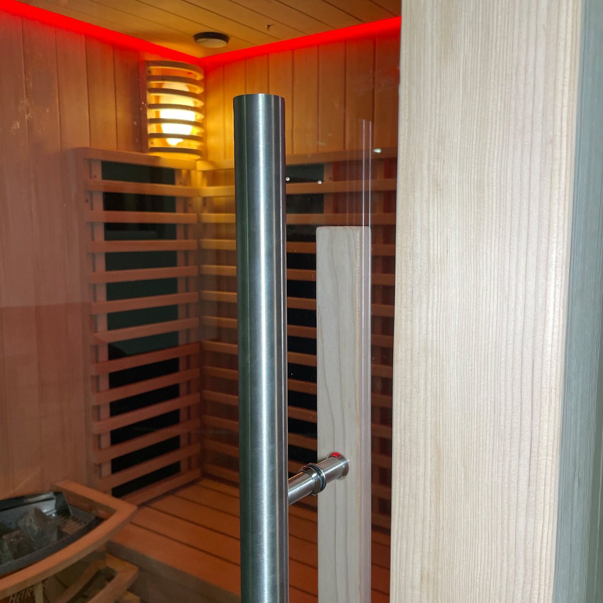 Hybrid Outdoor 2-Person Sauna - Infrared & Traditional Heater