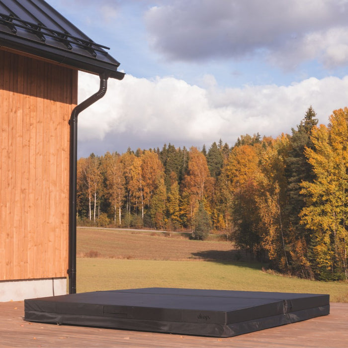 Lampi Compact Outdoor Hot Tub by Drop Spa – Finnish Design