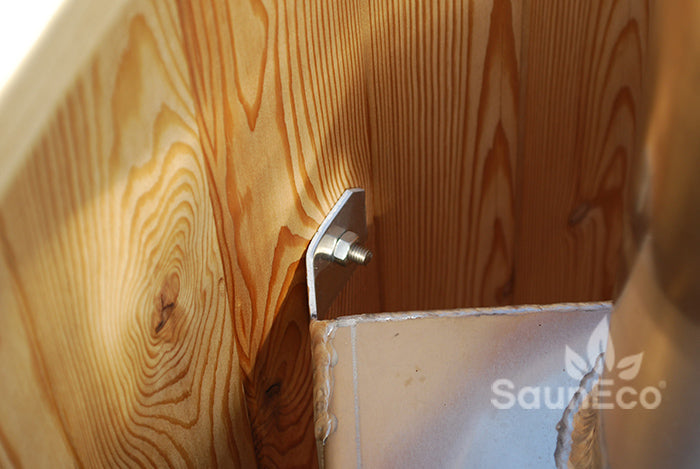 Barrel Saunas Mini Larch Wood Hot Tub Spa wooden bathtub plug close-up