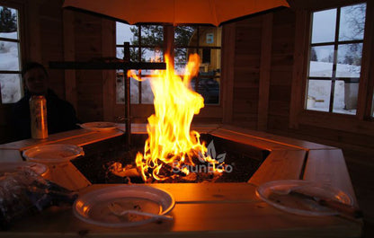 30ft² Spacious Wooden Gardenhouse + For 10 person + Equipped With A Large Grill