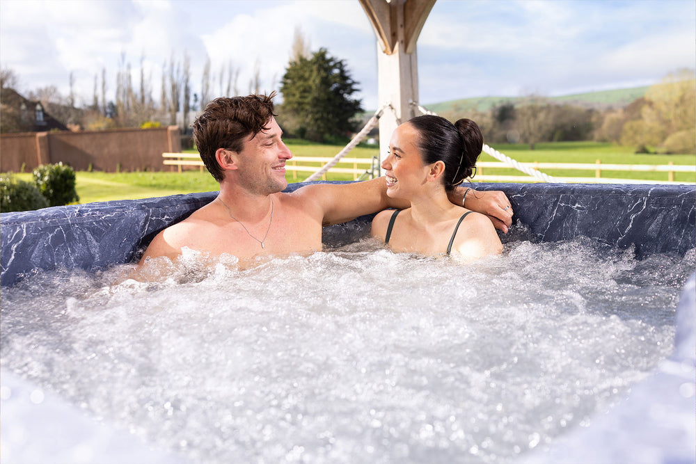 Lay-Z-Spa Colorado AirJet massage hot tub bubbles