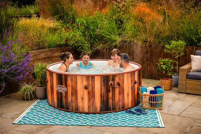 Lay-Z-Spa Helsinki family hot tub for 7 people