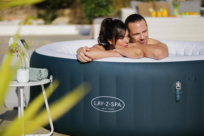 Ryny New York AirJet hydrotherapy hot tub lifestyle photo