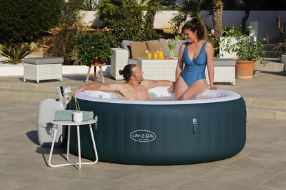 Ryny New York AirJet insulated energy efficient hot tub