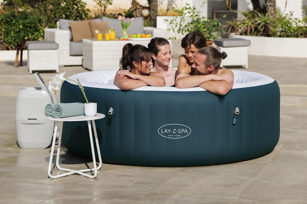 Ryny New York AirJet large round energy efficient hot tub for 6