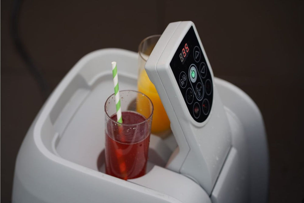 Lay-Z-Spa WiFi pump with built-in drinks holder