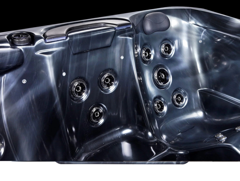 Nuovo Adore Hot Tub | 5 Persons