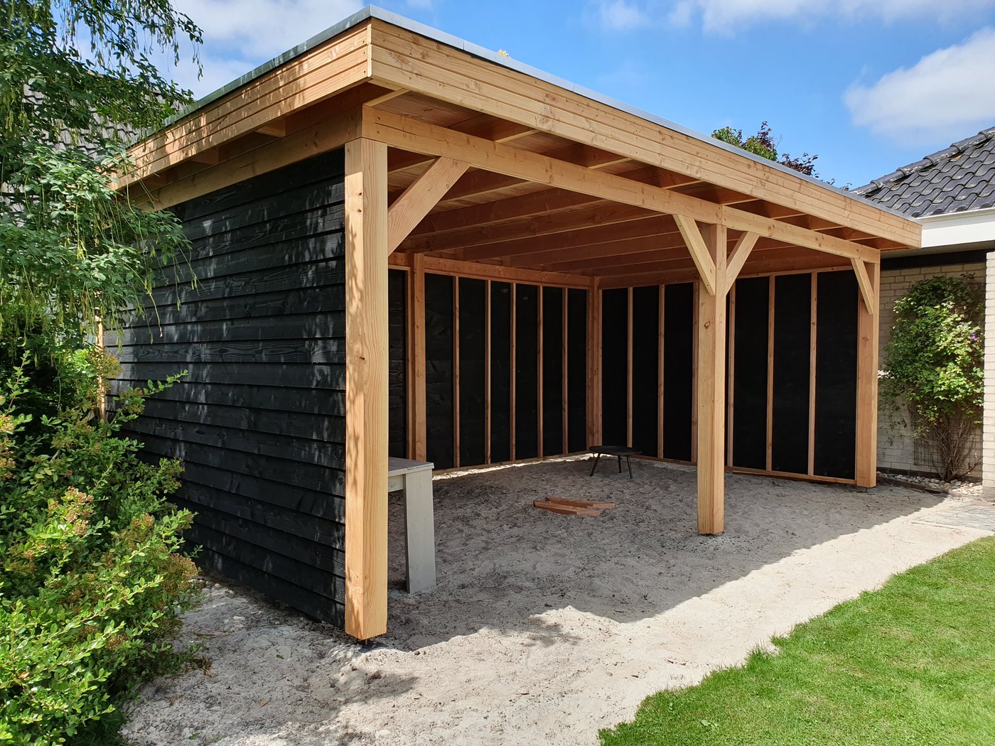 Falcon Gazebo 6.72 x 4.26m