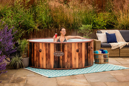 Plastic glasses for inflatable hot tub use