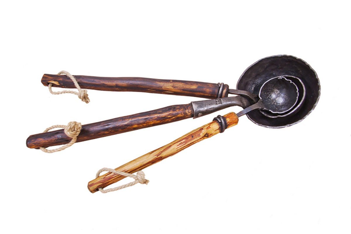 FORGED LADLE M