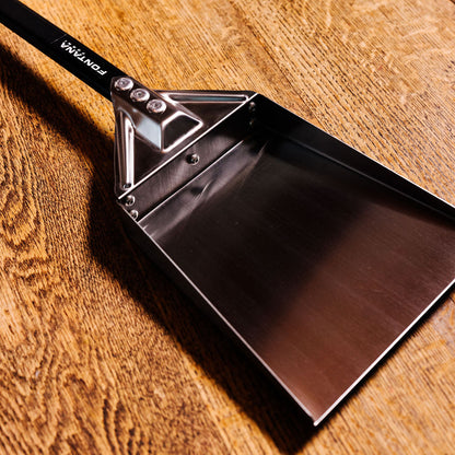 Fontana Long-Handled Ash Shovel