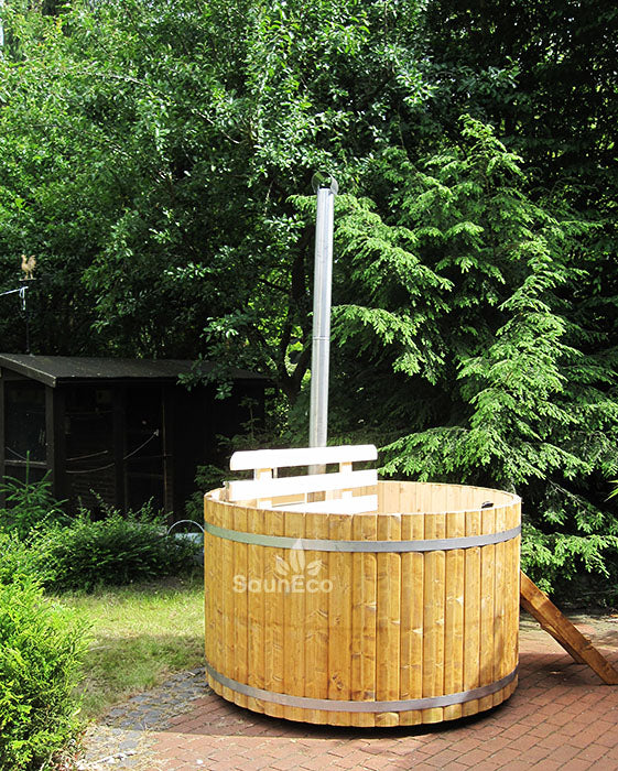 4 Seater Wooden Hot Tub – Spruce – Ø 1,7 meters – Underwater Woodburning Heater