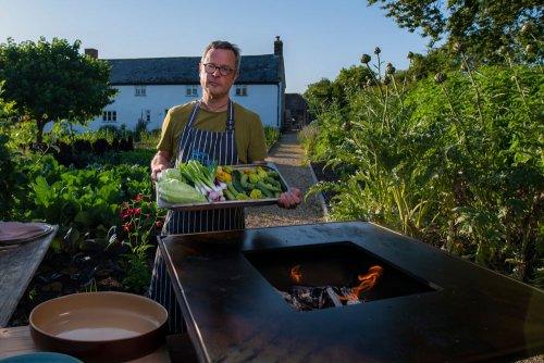 Vulcanus Pro 910 Masterchef Outdoor Wood Fire Grill