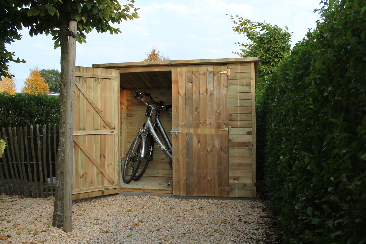 Bike Shed 2.0 x 0.9m